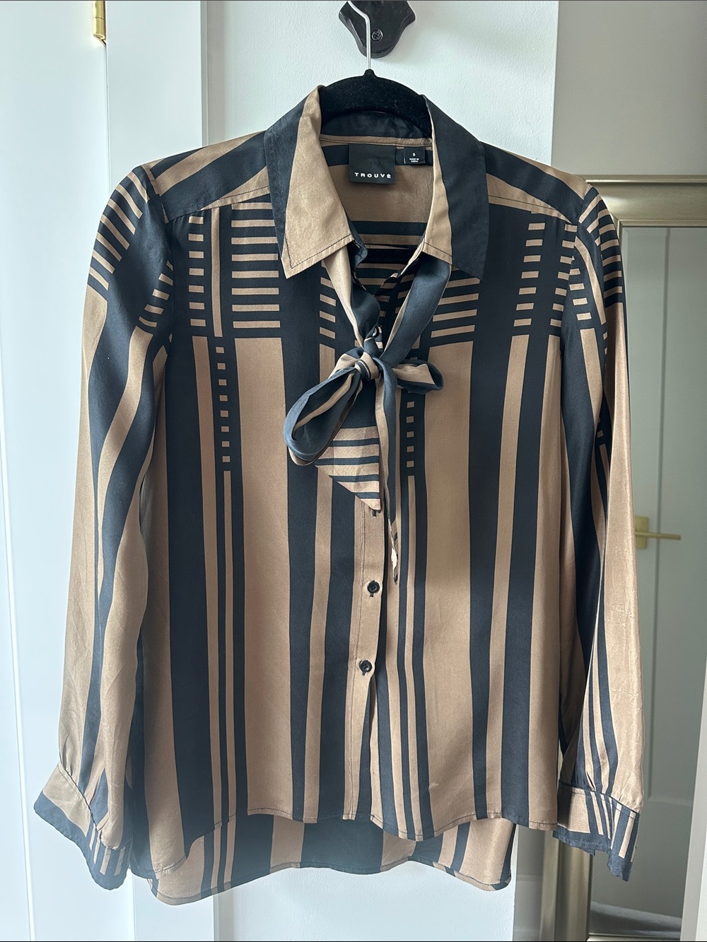Trouve Black and Brown Striped Tie-Neck Button Down Shirt